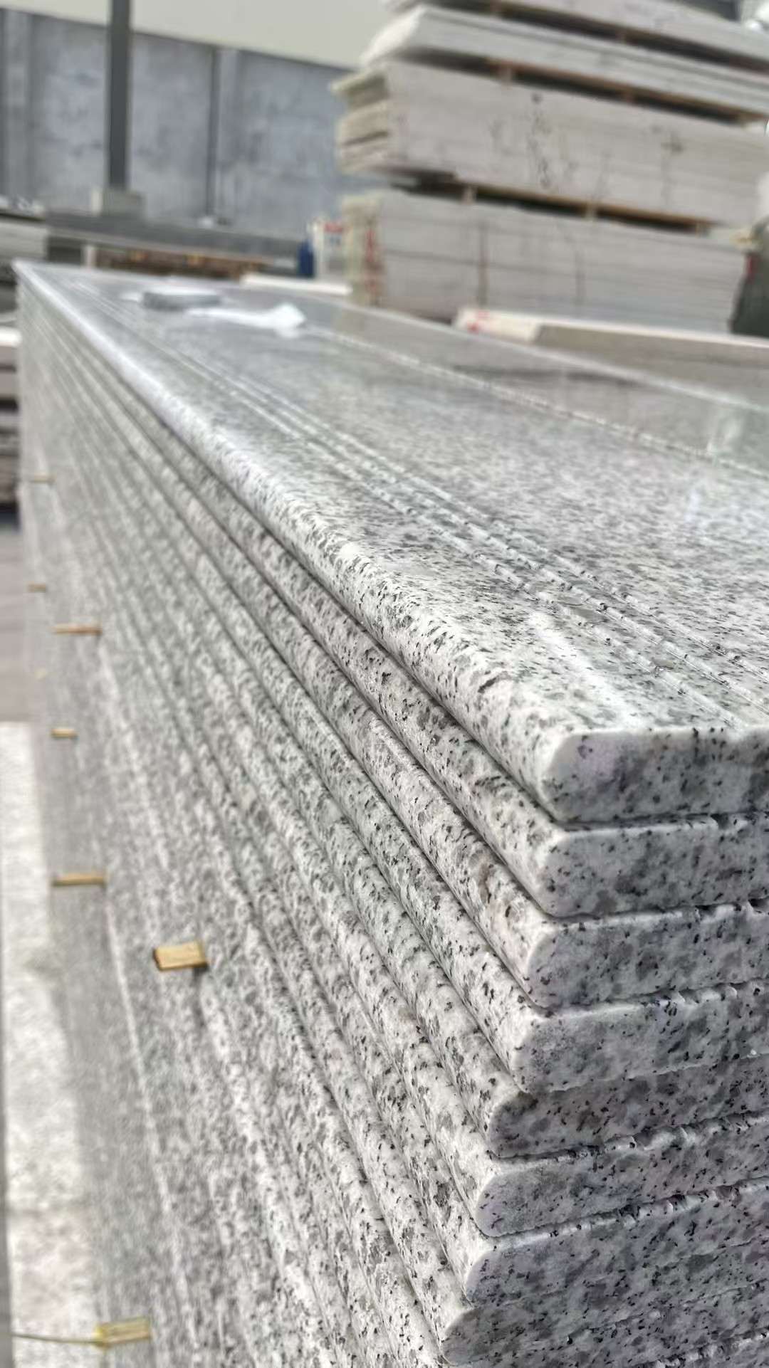 黑龙江芝麻白楼梯踏步 花岗岩楼梯板材