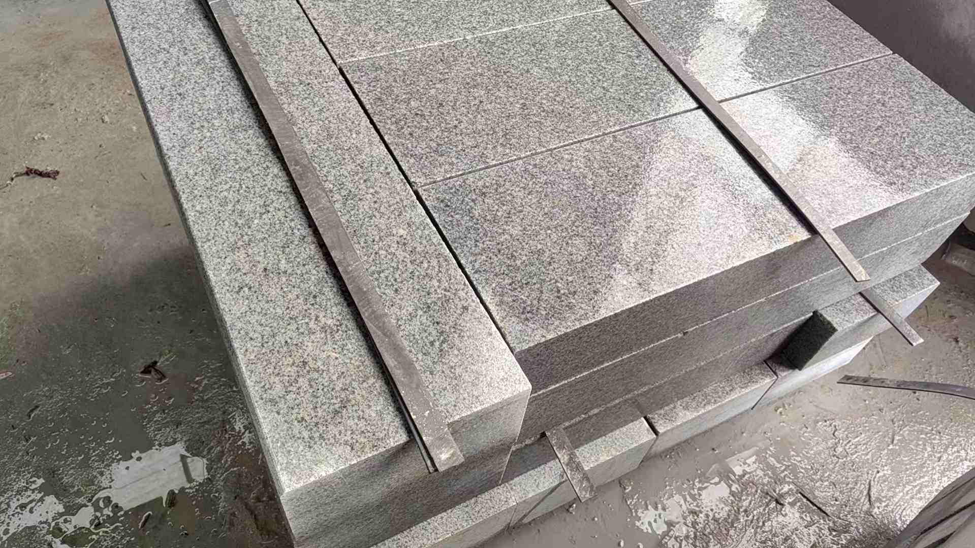 黑龙江芝麻灰 芝麻白 路牙石 路侧石 马路牙子